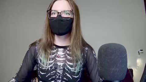 Amber non-nude model online show from November 20, 9:47 pm