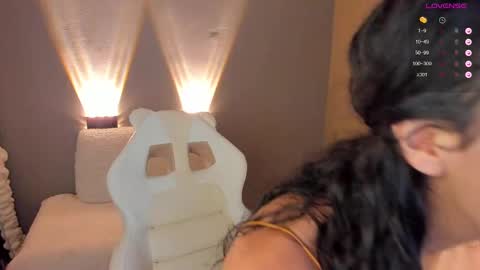 amber_curly online show from December 1, 7:25 pm