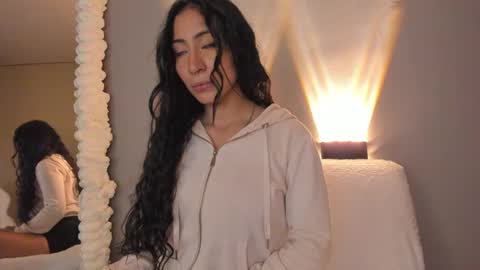 amber_curly online show from January 8, 10:37 pm