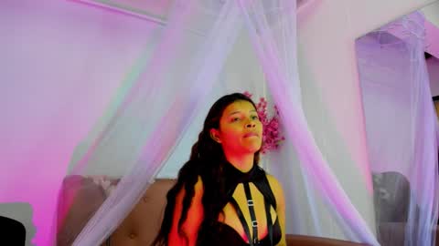 Amber online show from December 14, 12:32 pm