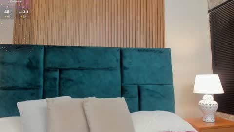 Snapshot of amber_kiss_ chatting on July 17, 6:46 pm Emily online show from July 17, 6:46 pm