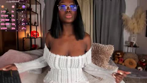 Amber online show from November 2, 7:49 pm