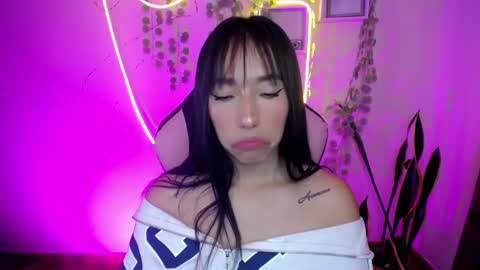 Amber online show from March 11, 3:34 pm