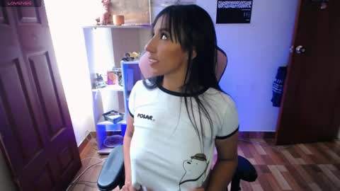 Amber online show from April 6, 6:09 pm