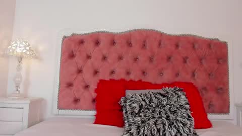 Snapshot of amber_roose75 chatting on September 10, 12:27 pm julieta online show from September 10, 12:27 pm