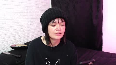 Snapshot of amber_rouss chatting on December 29, 4:38 am ROUSS online show from December 29, 4:38 am