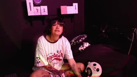 Snapshot of amber_rouss chatting on October 1, 2:28 am ROUSS online show from October 1, 2:28 am