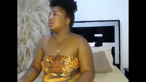 Snapshot of amberblazzee chatting on October 22, 12:05 pm Amberblazzee online show from October 22, 12:05 pm