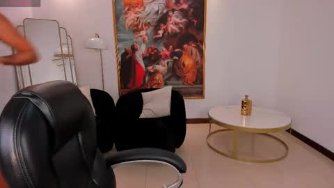  Amber   online show from April 16, 7:14 pm