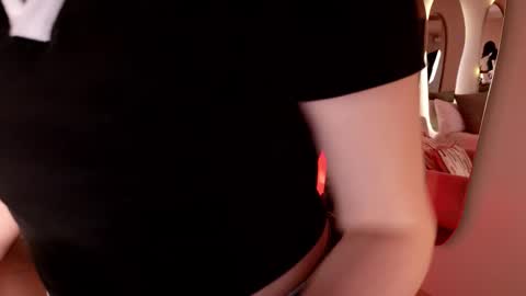 Snapshot of amberfarrell chatting on February 7, 8:34 pm Amber online show from February 7, 8:34 pm