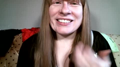 Snapshot of amberglo chatting on May 13, 2:58 pm Amberglo Anderson online show from May 13, 2:58 pm