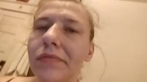 amberjohnson1387 online show from November 21, 8:02 am