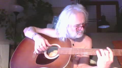 Amberr11 online show from December 5, 11:18 pm