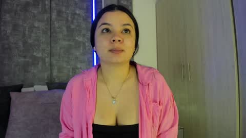 Amber Ferreira online show from December 4, 11:19 am