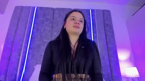 Amber Ferreira online show from January 13, 6:27 pm