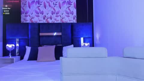 Amber Ferreira online show from January 18, 5:59 pm
