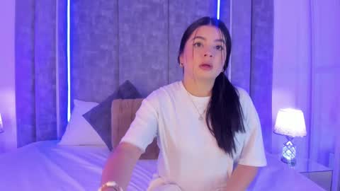 Amber Ferreira online show from February 22, 11:57 am