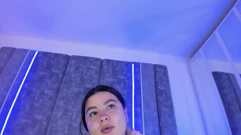 Amber Ferreira online show from February 27, 11:52 am