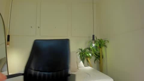 Amber moore online show from February 24, 2:48 pm