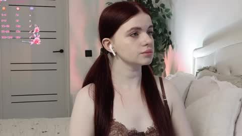 Amber online show from April 17, 7:17 pm