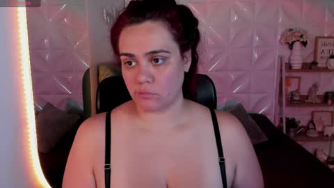 Snapshot of amberthomsonn chatting on June 30, 4:02 am Amber online show from June 30, 4:02 am