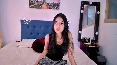 Snapshot of amberx_sweet chatting on October 6, 6:49 pm Amber online show from October 6, 6:49 pm
