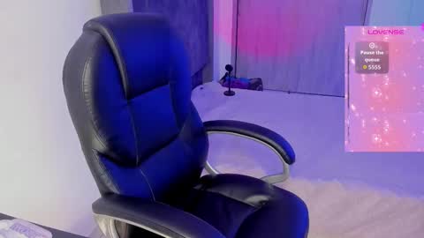 Snapshot of amberx_x chatting on October 19, 11:16 pm amberx_x online show from October 19, 11:16 pm