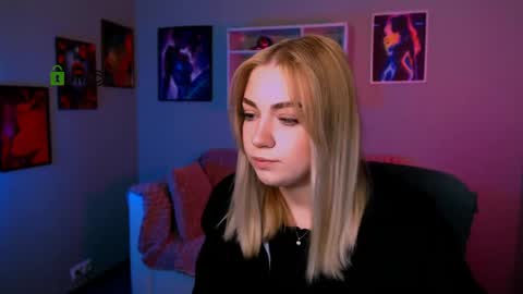 Snapshot of amelaya chatting on May 8, 1:38 pm amelaya online show from May 8, 1:38 pm