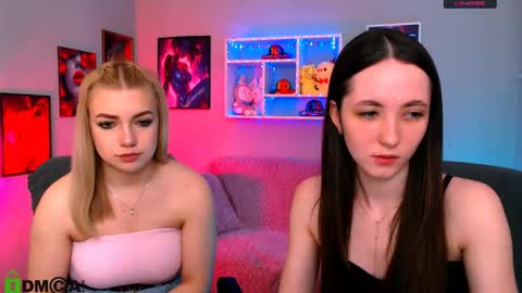 Snapshot of amelaya chatting on May 24, 9:25 am amelaya online show from May 24, 9:25 am