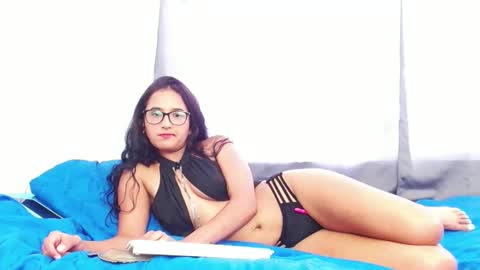 Amelia online show from March 12, 7:06 pm