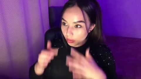 Snapshot of amelia___hall chatting on June 15, 8:55 pm Amelia online show from June 15, 8:55 pm
