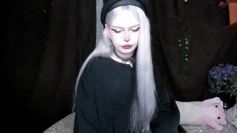 Snapshot of amelia__miller chatting on November 6, 7:48 pm Amelia online show from November 6, 7:48 pm