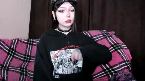 Amelia online show from April 9, 4:45 am