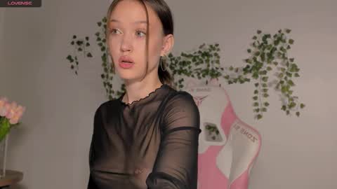 Your Amelia online show from September 17, 12:45 am