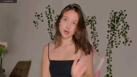 Your Amelia online show from September 19, 11:49 pm