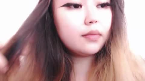 Amelia online show from May 8, 5:18 pm