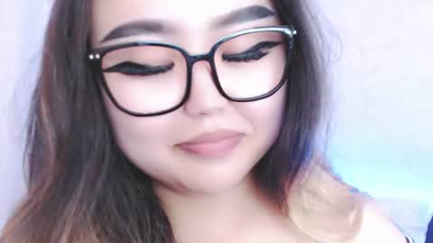 Snapshot of amelia_sunlight chatting on August 1, 6:40 pm Amelia online show from August 1, 6:40 pm