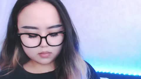 Snapshot of amelia_sunlight chatting on August 7, 4:42 pm Amelia online show from August 7, 4:42 pm