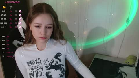 amelia_sweeti online show from December 7, 11:23 pm