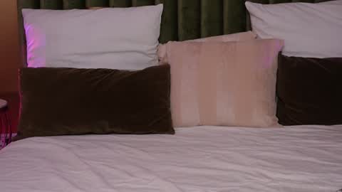 Amelia online show from February 1, 5:49 am