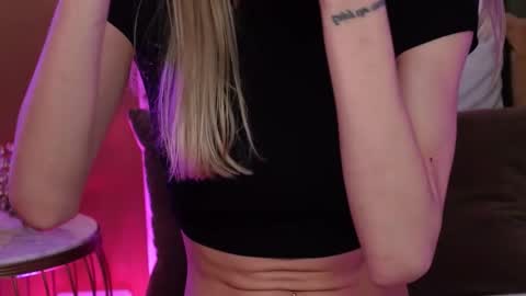 Amelia online show from November 23, 6:02 am