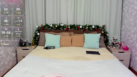 Snapshot of ameliaclarks chatting on December 22, 1:57 am ameliaclarks online show from December 22, 1:57 am