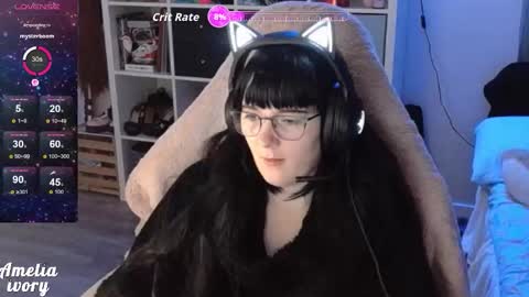 Snapshot of ameliaivory chatting on October 15, 6:46 am ameliaivory online show from October 15, 6:46 am