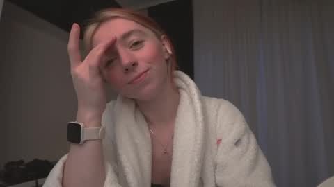 Snapshot of ameliamber0 chatting on February 7, 3:30 pm Amelia online show from February 7, 3:30 pm