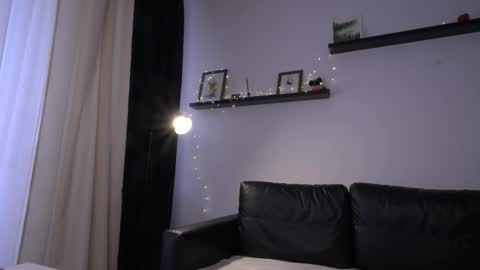 Amelia   online show from January 11, 10:09 am