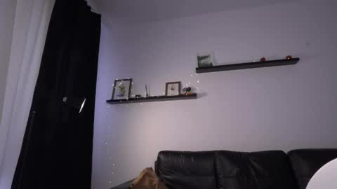 Amelia   online show from April 16, 2:29 pm