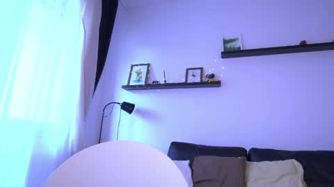 Amelia   online show from April 18, 2:32 pm