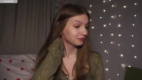 Snapshot of ameliami chatting on February 23, 4:43 am Amelia online show from February 23, 4:43 am