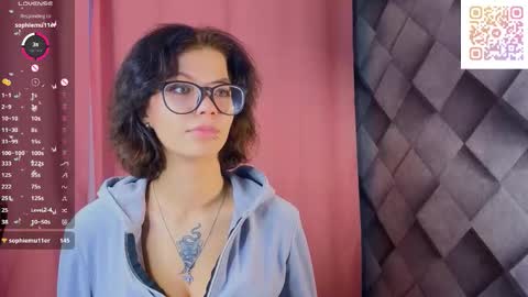 Amelia online show from December 17, 12:33 pm