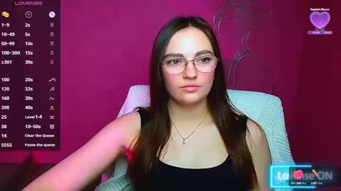 Amelie online show from December 12, 6:57 am